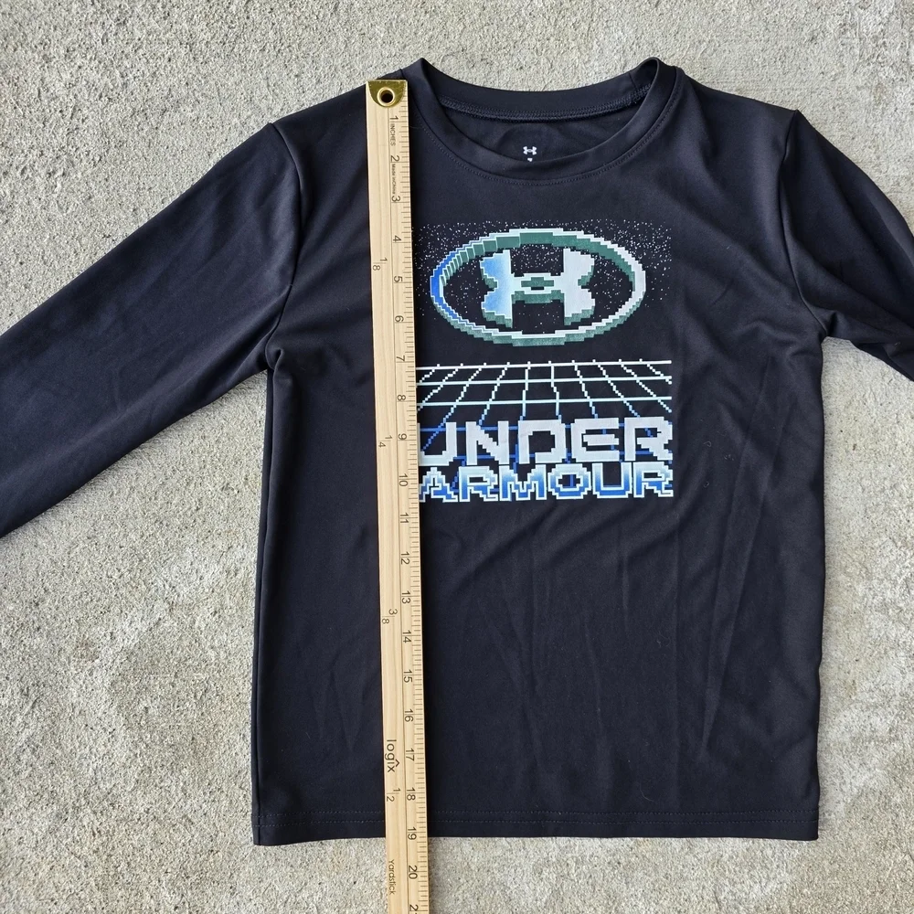 Under Armour Youth 7 Long Sleeve Shirt Bundle – 2 Pack Red & Black Logos